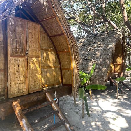 Rafikis Retreat Hostel Derm Tkov Village Luaran gambar